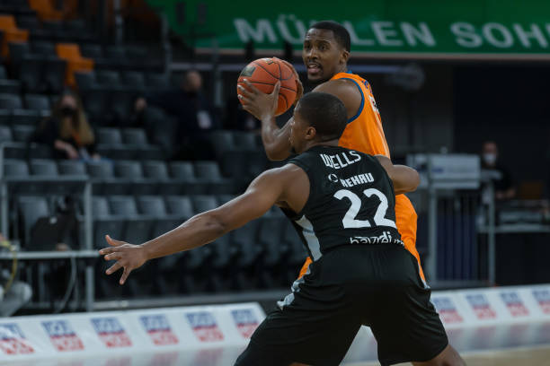 的三轮比赛 的三轮比赛