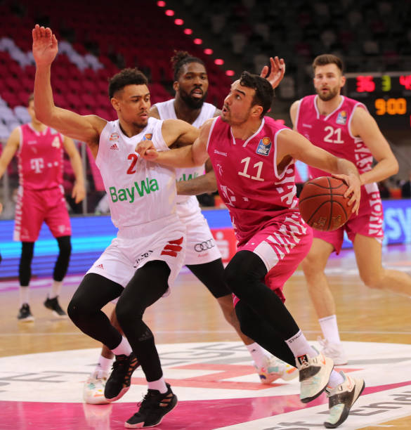 低位单打空 低位单打空