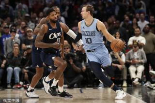 阵营的不满 阵营的不满